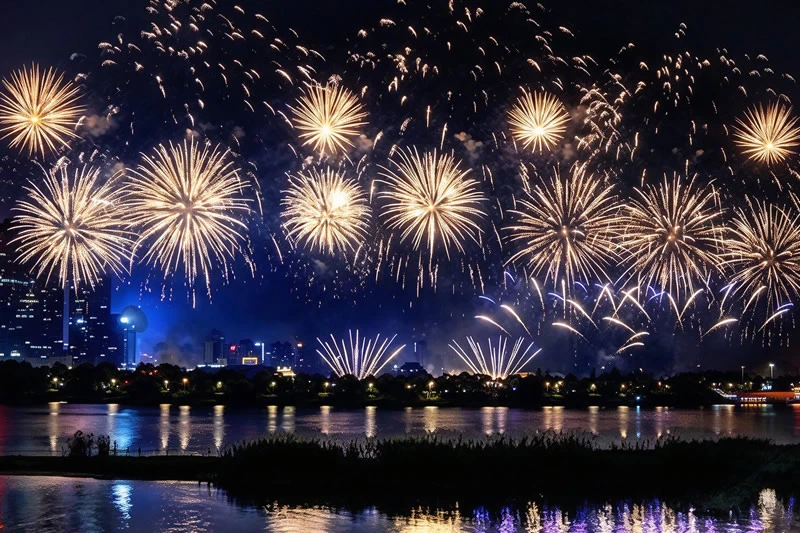 Custom-made Combination Fireworks